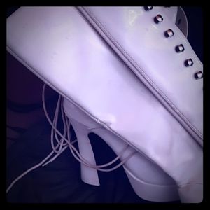Knee high lace up  with an additional  zipper